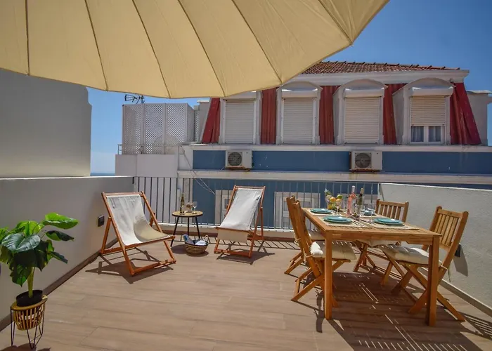 Appartamento & Stylish 2 Bedroom W/ Balcony *