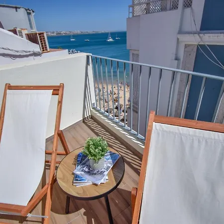 & Stylish 2 Bedroom W/ Balcony * Cascais